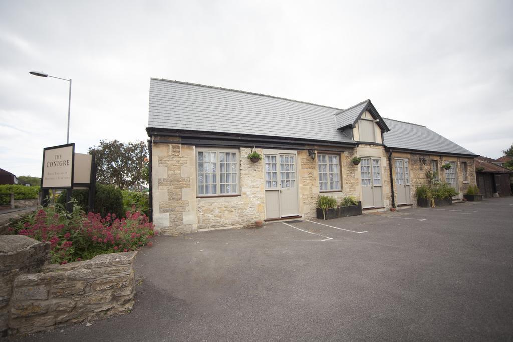 The Conigre Hotel Melksham Bagian luar foto