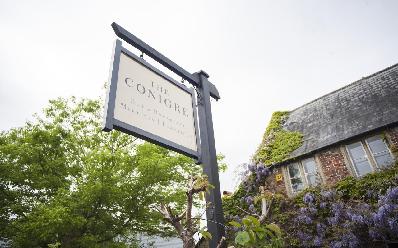 The Conigre Hotel Melksham Bagian luar foto